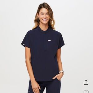 Montex figs scrub top